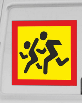 Magnetinis, šviesą atspindintis, atšvaitinis ženklas "Vaikų grupę vežanti transporto priemonė"